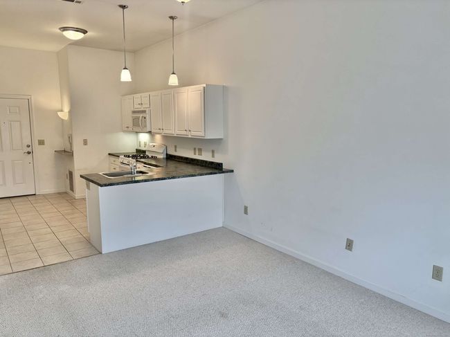 UNIT-36 - 38 Hope St, Condo with 1 bedrooms, 1 bathrooms and 2 parking in Niantic CT | Image 6
