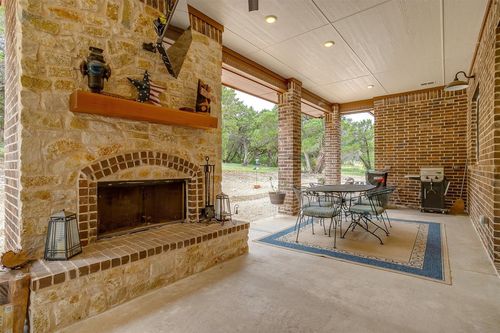 8028 Leven Links St, Cleburne, TX, 76033-8969 | Card Image