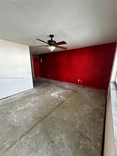 A210 - 5201 Ne 24th Ter, Condo with 1 bedrooms, 1 bathrooms and null parking in Fort Lauderdale FL | Image 2