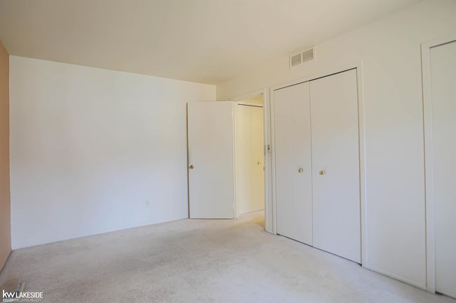 50184110-561f838e-1d4f-4b50-80fb-a093f20262ac.JPG | Image 19