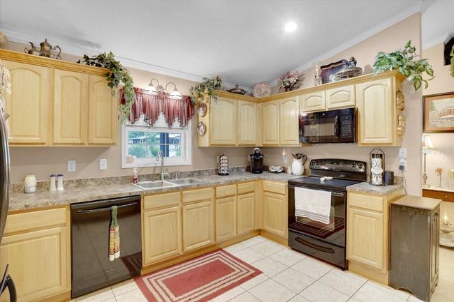 207 Sw Rose Ln, House other with 3 bedrooms, 2 bathrooms and null parking in FORT WHITE FL | Image 9