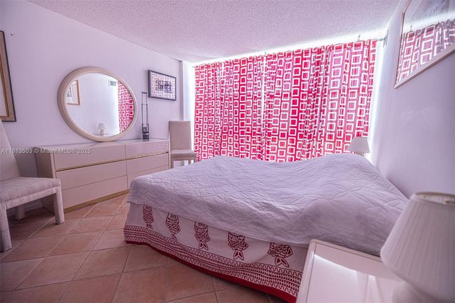 APT-1809 - 2841 N Ocean Blvd, Condo with 2 bedrooms, 2 bathrooms and null parking in Fort Lauderdale FL | Image 12