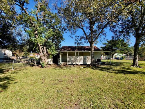 2425 8th Ave, Port Arthur, TX, 77642-3732 | Card Image