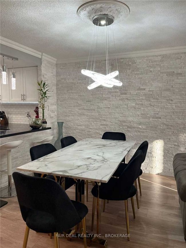 2505 - 8 Lisa St, Condo with 2 bedrooms, 2 bathrooms and 2 parking in Brampton ON | Image 6