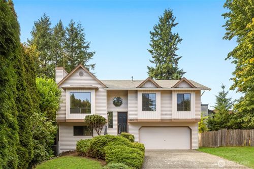 19613 138th Avenue Se, Renton, WA, 98058 | Card Image