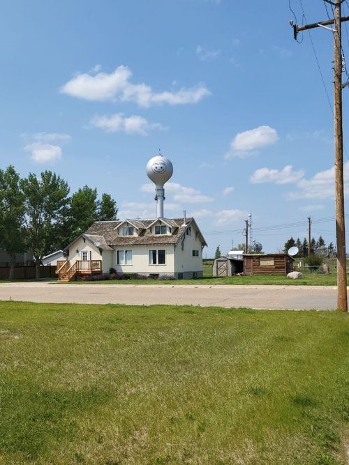 301 1 Ave N, Coutts, AB, T0K0N0 | Card Image