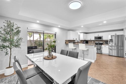 175-11115 W Okeechobee Rd, Hialeah Gardens, FL, 33018 | Card Image