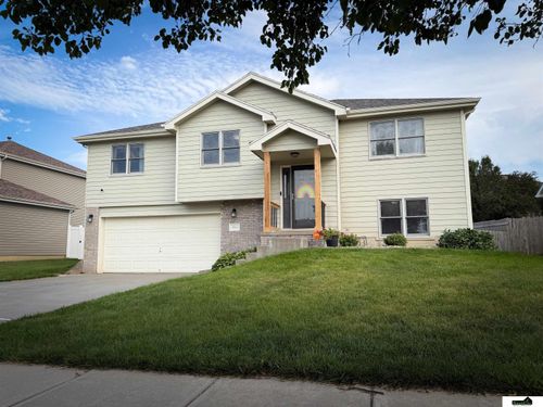3251 Prairieview Drive, Lincoln, NE, 68504 | Card Image