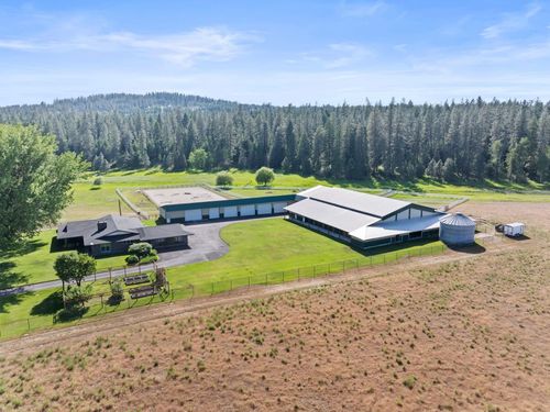 24415 N Crescent Rd, Chattaroy, WA, 99003-9601 | Card Image
