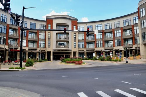 107-220 Cedar St, Lexington, KY, 40508-2986 | Card Image