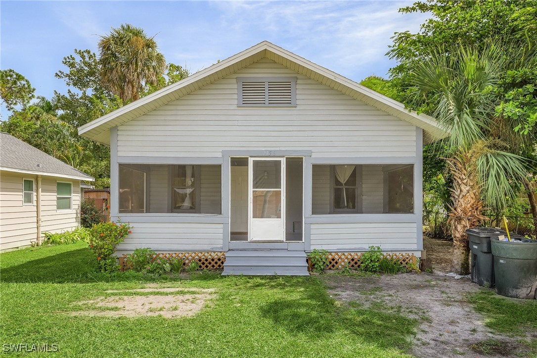 Willard St, Fort Myers, FL 33901