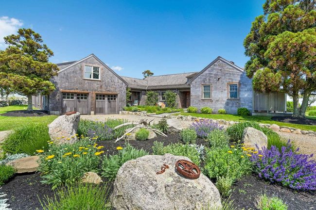 18 Spruce Gate Rd, House other with 5 bedrooms, 4 bathrooms and null parking in Chilmark MA | Image 6
