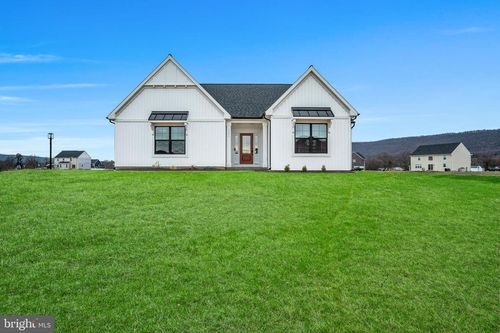 1151 Lotus Psge, DAUPHIN, PA, 17018-9040 | Card Image