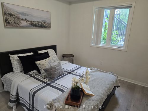 111-2891 Rio Crt, Mississauga, ON, L5M0S3 | Card Image