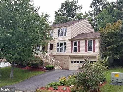 3853 Appaloosa Dr, WOODBRIDGE, VA, 22192-6274 | Card Image