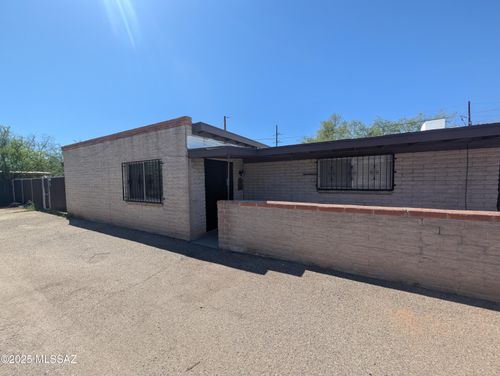 4018 E Fairmount Street, Tucson, AZ, 85712 | Card Image