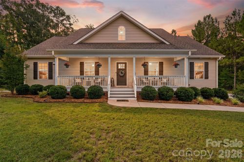 4558 Simpson Rd, Edgemoor, SC, 29712-7716 | Card Image