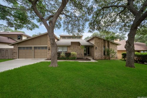 8926 Shady Leaf, San Antonio, TX, 78254-5526 | Card Image