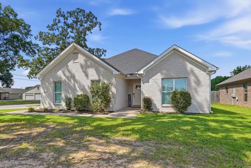 1400 E Siebenmorgen Rd, Conway, AR, 72032-4045 | Card Image