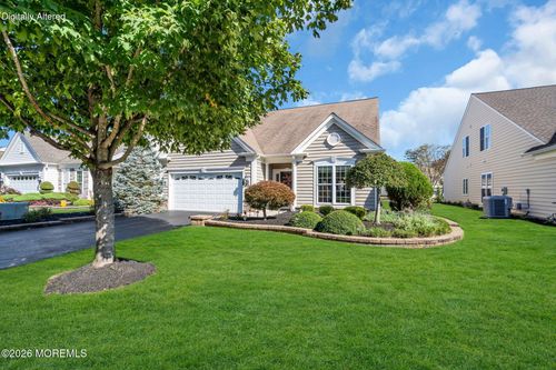 32 Aberdeen Ln, Manchester, NJ, 08759-7304 | Card Image