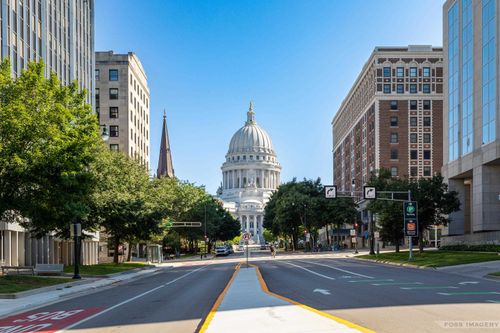 unit-209-309 W Washington Ave, Madison, WI, 53703-3590 | Card Image