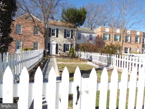 9736 Grant Ave, MANASSAS, VA, 20110-5943 | Card Image