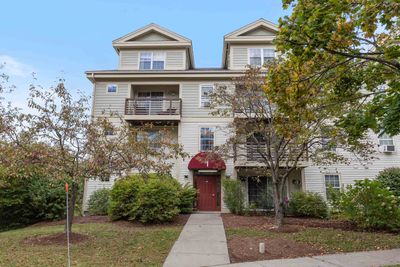 45 Hildred Drive, Condo with 1 bedrooms, 1 bathrooms and null parking in Burlington VT | Image 1