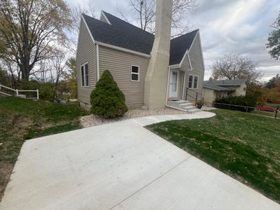 609 S Wood Street, House other with 2 bedrooms, 1 bathrooms and null parking in Fremont OH | Image 2