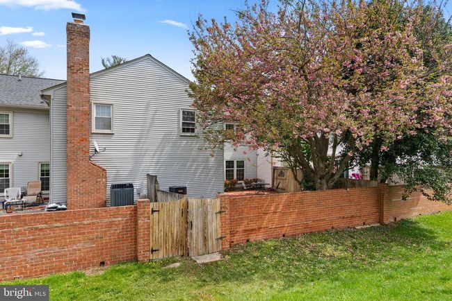 19208 Dunbridge Way, Townhouse with 4 bedrooms, 3 bathrooms and null parking in GAITHERSBURG MD | Image 42