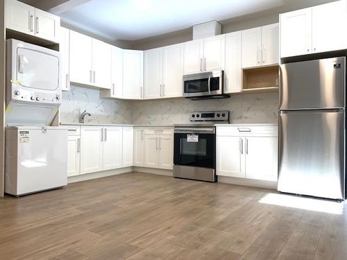 b-4643 Wesley Dr, Delta, BC, V4M1W3 | Card Image