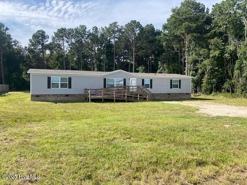 1344 Jenkins Farm Rd, Pinetops, NC, 27864-9612 | Card Image