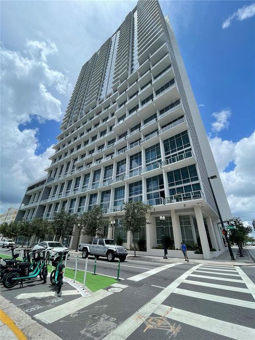 2a-150 E Robinson St, Orlando, FL, 32801-1695 | Card Image
