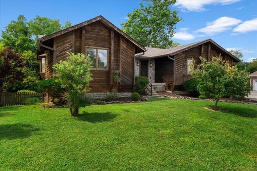 632 Pebble Creek Dr, Lexington, KY, 40517-1953 | Card Image