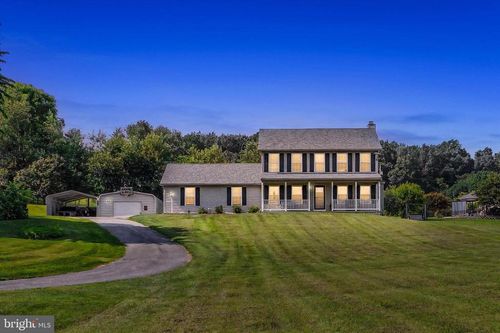 16492 Dolf Rd, Stewartstown, PA, 17363-8293 | Card Image