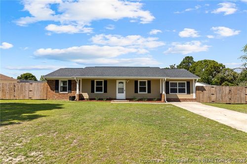 5938 Spinner Rd, Hope Mills, NC, 28348-2841 | Card Image