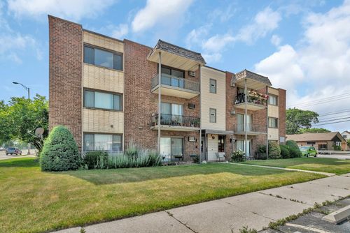apt-3a-5724 111th St, Chicago Ridge, IL, 60415-2441 | Card Image