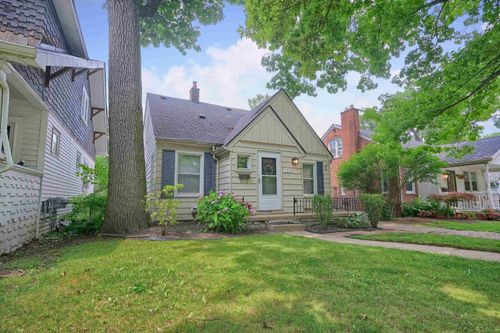 709 Forestdale Rd, Royal Oak, MI, 48067-1685 | Card Image