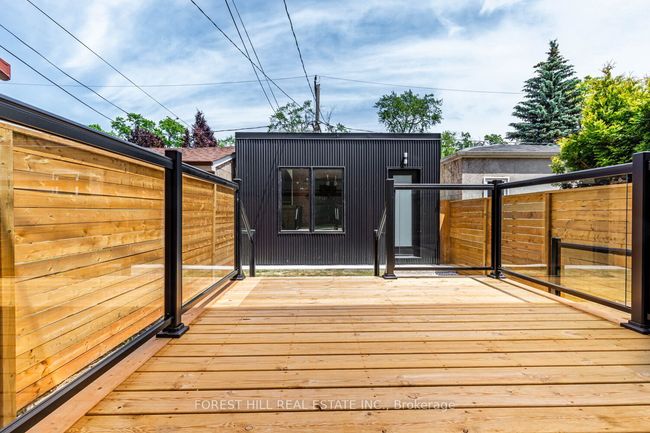 437 Euclid Ave, House attached with 5 bedrooms, 6 bathrooms and null parking in Toronto ON | Image 33