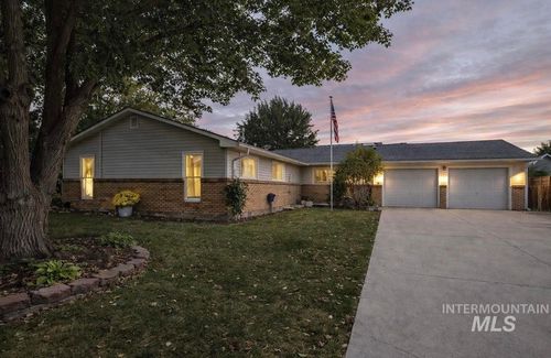 2248 E Sadie Dr, Eagle, ID, 83616-5406 | Card Image