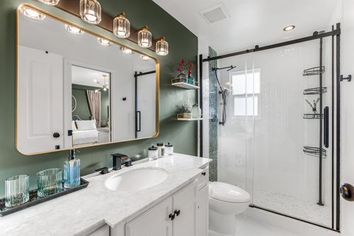 15-11125 232 St, Maple Ridge, BC, V2X3R3 | Card Image