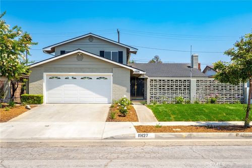19127 Aldora Dr, Rowland Heights, CA, 91748-2231 | Card Image