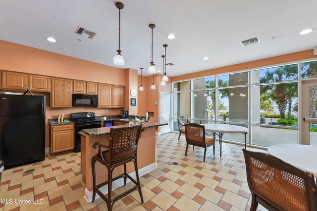 Indoor Kitchen at Pool | Image 36