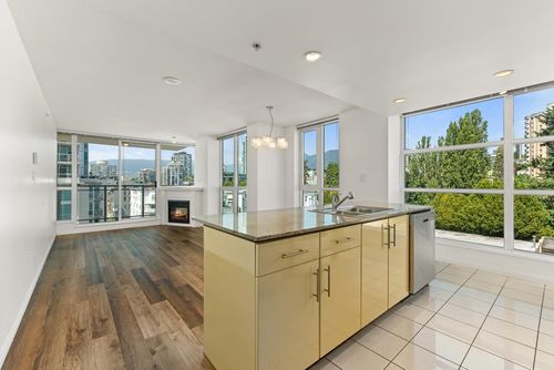 908-188 Esplanade Ave E, North Vancouver, BC, V7L4Y1 | Card Image