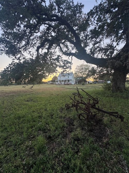 6346 Sand Rock Rd, La Grange, TX, 78945-4256 | Card Image