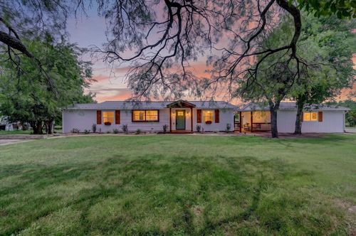 704 Spring Miller Ct, Arlington, TX, 76002-4125 | Card Image