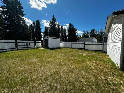 256 Grenfell Cres, House detached with 3 bedrooms, 2 bathrooms and 4 parking in Fort Mcmurray AB | Image 3