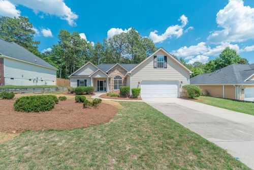137 Swallow Lake Dr, North Augusta, SC, 29841-8693 | Card Image