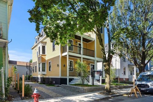 b-6 Pearl St, Somerville, MA, 02145-3403 | Card Image