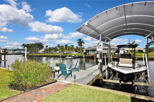 461 Stipe St, NORTH FORT MYERS, FL, 33903-4325 | Card Image