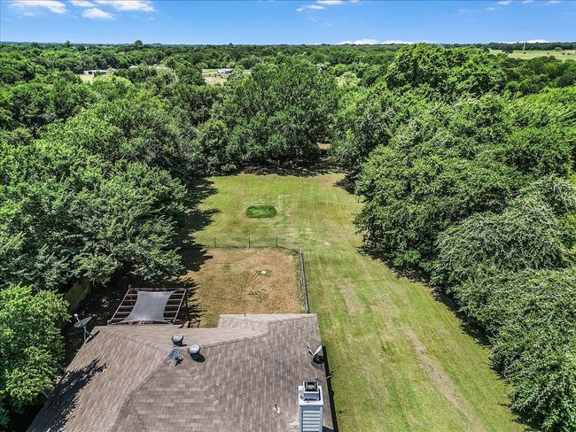 5212 Cross Timber Rd W, House other with 3 bedrooms, 2 bathrooms and null parking in Cleburne TX | Image 5